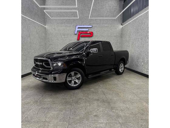RAM CLASSIC 5.7 V8 GASOLINA LARAMIE CD 4X4 AUTOMÁTICO